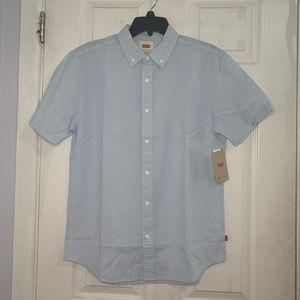 Levi’s short sleeve button down shirt